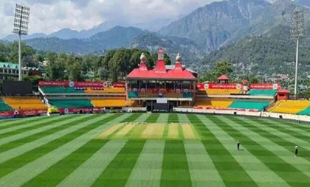 دھرم شالہ میں ہندوستان کی پہلی‘ہائبرڈ پچ’کی نقاب کشائی