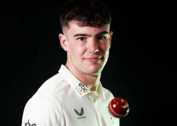 نوجوان انگلش اسپنر کا انتقال