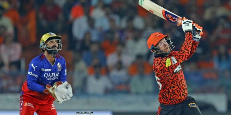 انڈین پریمیر لیگ 2024  میں سواننگوں میں 9 سو چھکے مکمل ہوئے