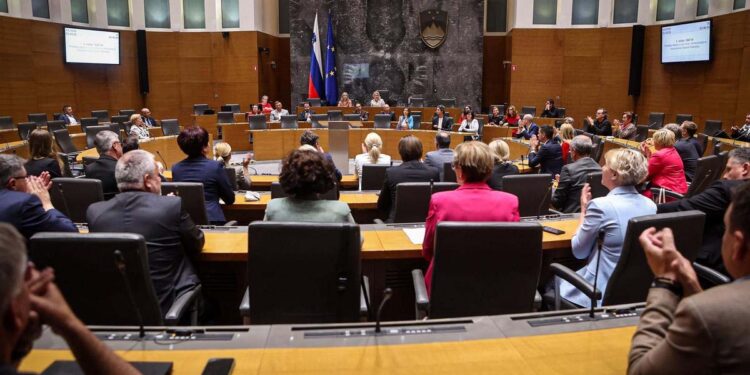 یورپی ملک سلووینیا نے فلسطین کو باقاعدہ آزاد ریاست تسلیم کر لیا