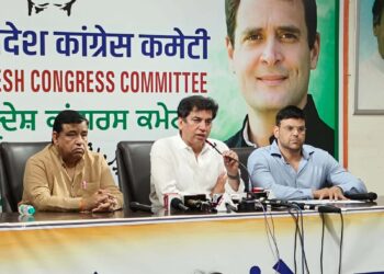 پانی جمع کرنے کے ذمہ داروں کی تحقیقات ہونی چاہئے