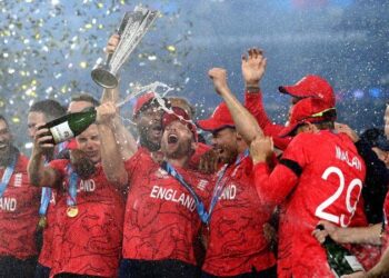 انگلینڈنے پاکستان کو ہراکر 2 202 میں ٹونٹی ٹونٹی عالمی کپ جیتا تھا