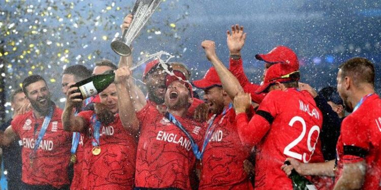 انگلینڈنے پاکستان کو ہراکر 2 202 میں ٹونٹی ٹونٹی عالمی کپ جیتا تھا