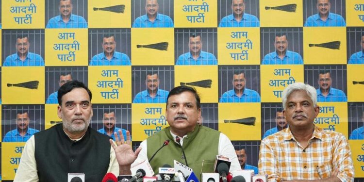 نریندر مودی کو اخلاقی بنیادوں پر استعفیٰ دینا چاہئے:’آپ‘