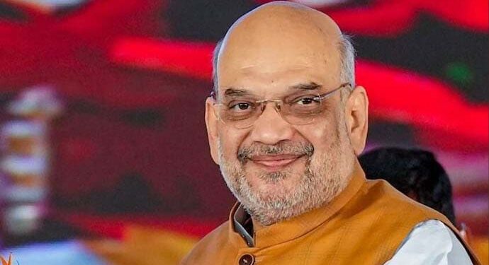 این ڈی آر ایف کوہ پیمائی مہم وجے کے اراکین کا خیرمقدم