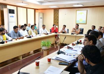 کجریوال حکومت دیہات کی بحالی کے لیے سنجیدہ