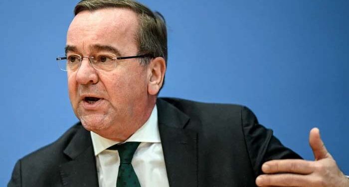 جرمنی کو آئندہ چند برسوں میں روس سے جنگ کیلئے تیار رہنا ہوگا، وزیر دفاع