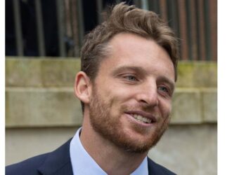 مجھے معین سے بھی گیندبازی کرانی چاہیے تھی: بٹلر