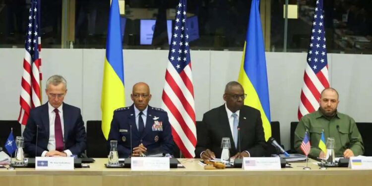 نیٹو وزرا دفاع کے اجلاس کا سلسلہ تیسرے روز بھی جاری