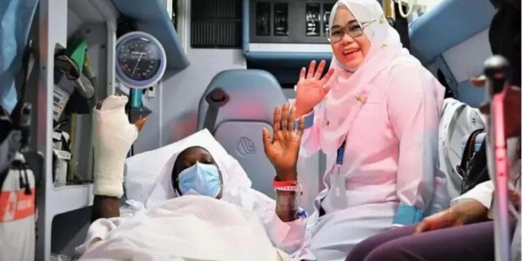 18 بیمار عازمین 31 ایمبولینسوں کےقافلے میں مدینہ منورہ سے مشاعر مقدسہ میں منتقل