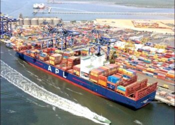 کراچی بندرگاہ پر ڈیوٹی اور ٹیکسوں کی مد میں 1200 ارب کی کرپشن کا انکشاف