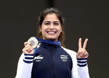 پیرس اولمپکس میں انڈیا کا پہلا میڈل: شوٹر منو بھاکر نے کانسی کا تمغہ جیت لیا