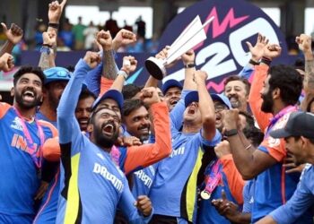 عالمی چمپئن ٹیم انڈیا پر پیسے کی بارش