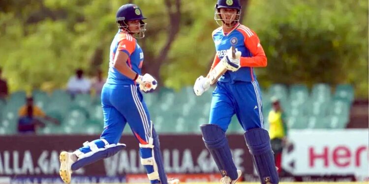 ہندوستان نے بنگلہ دیش کو 10 وکٹوں سے دی شکست