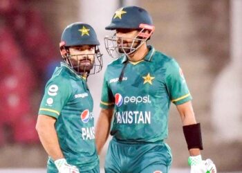 بابرکپتانی کیلئے بہتر انتخاب نہیں، رضوان کو یہ ذمہ داریئے: سرفراز نواز