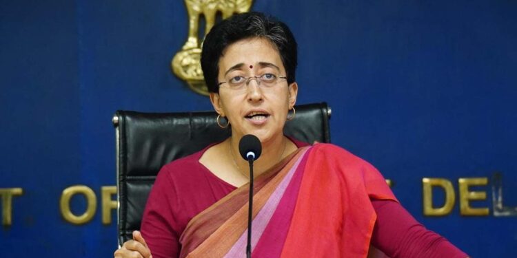 کجریوال حکومت دہلی میں کانوڑیوں کا استقبال کرنے میں کوئی کسر نہیں چھوڑے گی