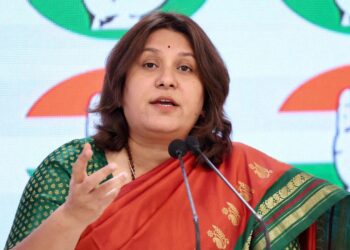 بڑھتی ہوئی مہنگائی اور بے روزگاری بڑے چیلنجز