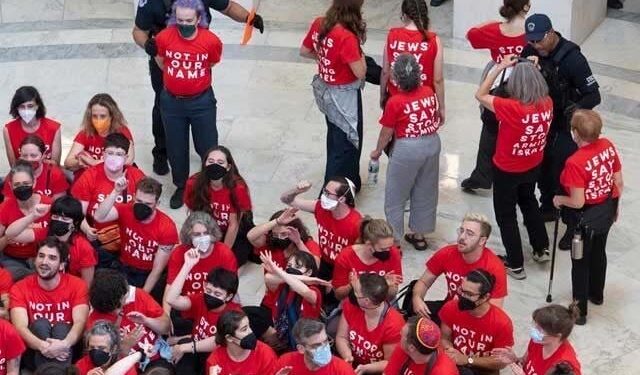 نیتن یاہو کا کانگریس سے خطاب ، ہزاروں امریکیوں کا احتجاج اور جنگ بندی کے نعرے