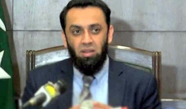 پاکستانی حکومت کا پی ٹی آئی پر پابندی، عمران خان پر غداری کا مقدمہ چلانے کا فیصلہ