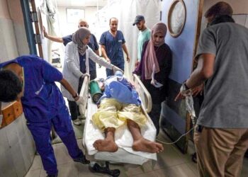 جنوبی غزہ پر اسرائیلی حملے میں 25 ہلاک، طبی مراکز بند کر دیے گئے