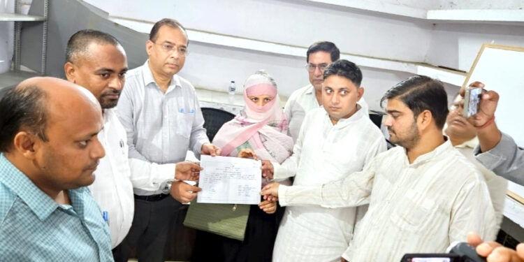 ضمنی الیکشن میں عرشی ناز نے کامیابی حاصل کی