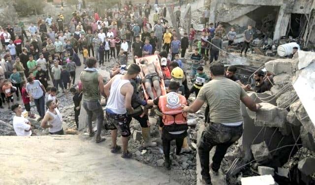 غزہ کے اسکول پر اسرائیلی فضائی حملے میں بچوں سمیت 100 ہلاک