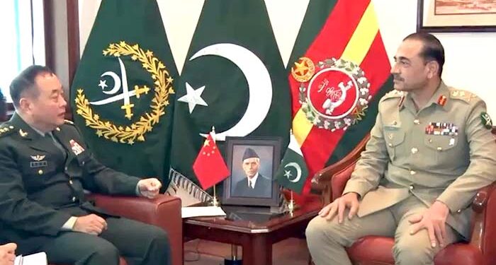 جنرل عاصم منیر سے چینی بری فوج کے سربراہ کی ملاقات، باہمی دلچسپی کے امور پر تبادلہ خیال