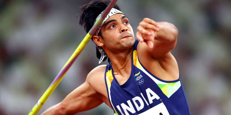 مودی نے فون کرکے نیرج کو جیولین تھرو ایونٹ میں چاندی کا تمغہ جیتنے پر مبارکباد دی