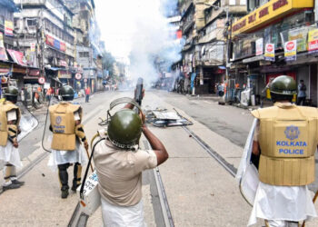 مغربی بنگال بند-   بی جے پی – ٹی ایم سی کارکنوں کے درمیان جھڑپ