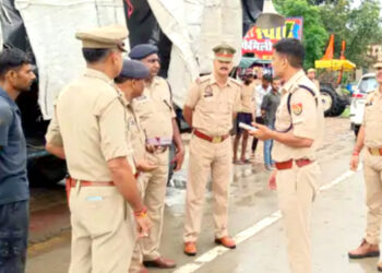 کانوڑیوں سے لدی ٹریکٹر ٹرالی سے ٹرک کی ٹکر: بجنور میں ایک کی موت، 17 زخمی