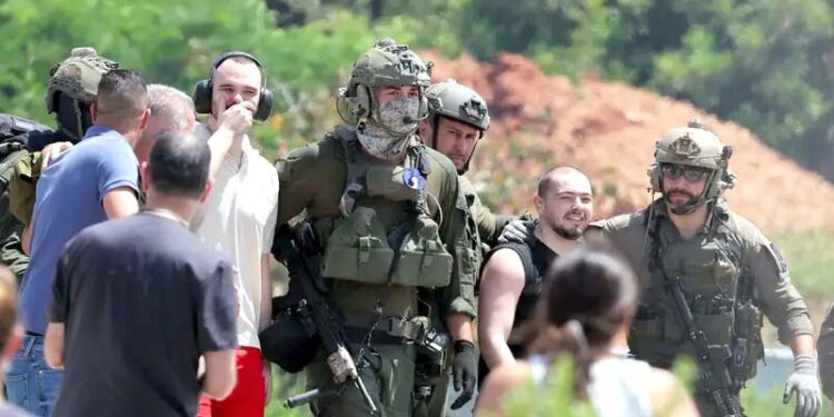 فوجی کارروائی سے یرغمالیوں کی بازیابی ناممکن ہے: اسرائیلی فوج کا اعتراف