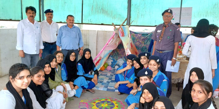 انٹر کالج دیوبند میں تین روزہ اسکائوٹ گائڈ کیمپ اختتام پذیر