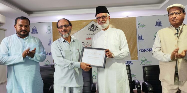 اسلامی اقدار نئی غزل کے روشن استعارے کی حیثیت رکھتی ہیں:پروفیسر کوثر مظہری