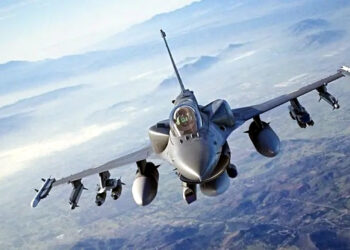 پائلٹ کی غلطی سے یوکرین کا ایف-16 طیارہ گر کر تباہ