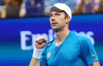 وان ڈی نے یو ایس اوپن میں الکاراز کو شکست دے کر بڑا الٹ پھیر کیا