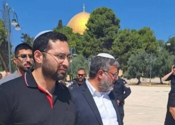 مسجد الاقصیٰ پر سیکڑوں اسرائیلی آبادکاروں کی چڑھائی، حالات کشیدہ