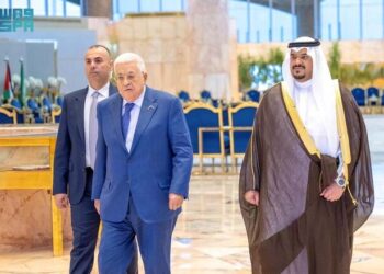 فلسطینی صدر محمود عباس سرکاری دورے پر سعودی عرب پہنچ گئے
