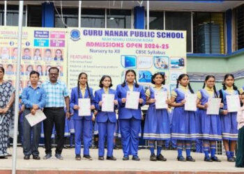 گرو نانک پبلک ا سکول کے طلبہ کی مصوری کے مقابلے میں بہتر کارکردگی