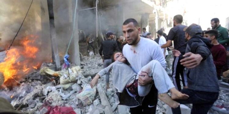 ایک دن میں 1100 اسرائیلی حملوں سے لبنان میں 492 افراد جاں بحق