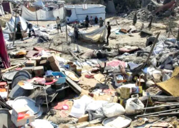 اسرائیل کا محفوظ قرار دیے گئے المواسی کیمپ پر پھر حملہ، 40 فلسطینی شہید