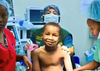 شاہ سلمان سینٹر کا تنزانیہ میں دل کی سرجری کےرضاکارانہ منصوبے کا آغاز