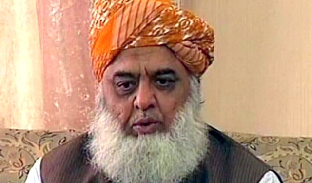 جے یو آئی آئینی ترامیم کی حمایت نہیں کرے گی، فضل الرحمان کی حکومتی دعوے کی تردید