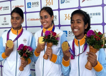 مرمو، دھنکھڑ اور مودی نے تمغہ جیتنے پر نشاد اور پریتی کو مبارکباد دی