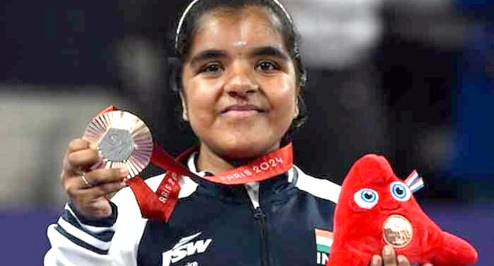 نتیا شری نے خواتین کے سنگلز ایس ایچ 6 زمرے کے بیڈمنٹن میچ میں کانسی کا تمغہ جیتا