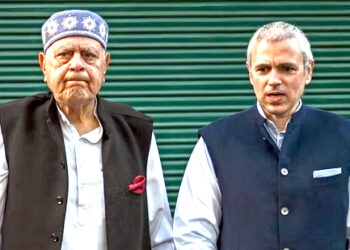 عمر عبداللہ نے بڈگام اور ڈاکٹر محمد شفیع نے بیروہ سے کاغذات داخل کئے