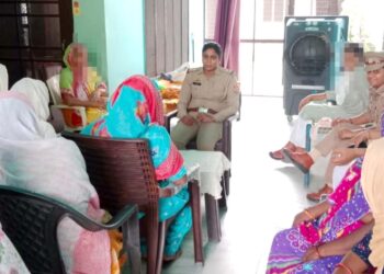 سینئرسپرنٹنڈنٹ آف پولیس مظفر نگر کی ہدایت پرمشن شکتی اور شکتی دیدی مہم ضلع کے تمام تھانوں کی اینٹی رومی ٹیموں نے چلائی