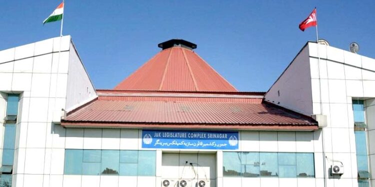 سخت ترین سیکورٹی انتظامات کے بیچ  جموں کشمیر میں اسمبلی انتخابات کا دوسرا مرحلہ آج