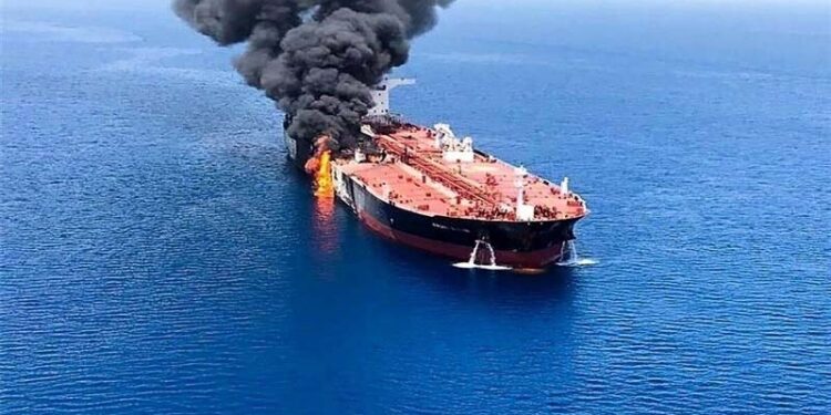 یمن کے ساحل کے نزدیک ایک اور سمندری جہاز بنا حادثے کا شکار