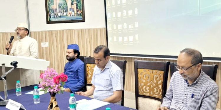 دینیات فیکلٹی میں اصولِ تحقیق کے موضوع پر توسیعی خطبہ