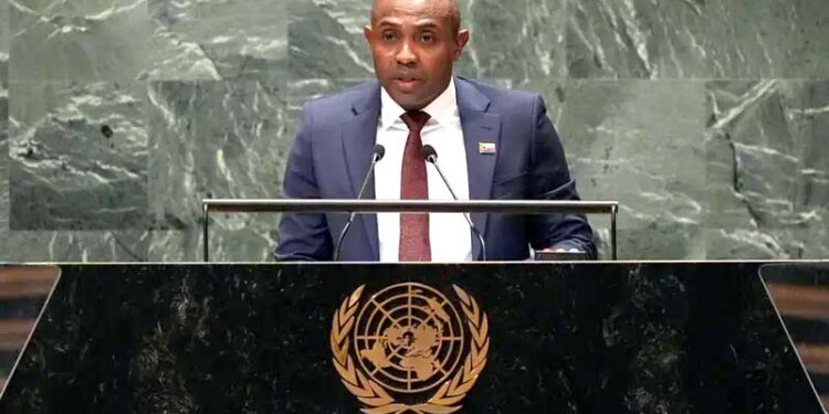 وزیرِ خارجہ کوموروس کا اسرائیل پر غزہ میں نسل کشی کا الزام